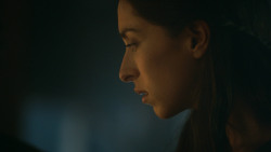 extant_GameOfThrones_3x04-KissedByFire_5144