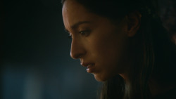 extant_GameOfThrones_3x04-KissedByFire_5146