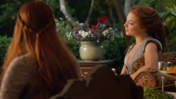 extant_GameOfThrones_3x04-KissedByFire_5197