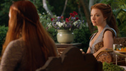 extant_GameOfThrones_3x04-KissedByFire_5207