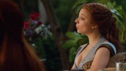 extant_GameOfThrones_3x04-KissedByFire_5214