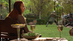 extant_GameOfThrones_3x04-KissedByFire_5218