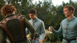 extant_GameOfThrones_3x04-KissedByFire_5232