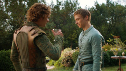 extant_GameOfThrones_3x04-KissedByFire_5239