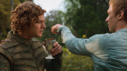 extant_GameOfThrones_3x04-KissedByFire_5241