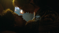 extant_GameOfThrones_3x04-KissedByFire_5269