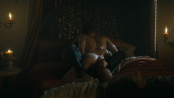 extant_GameOfThrones_3x04-KissedByFire_5331