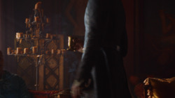 extant_GameOfThrones_3x04-KissedByFire_5340