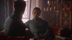 extant_GameOfThrones_3x04-KissedByFire_5347