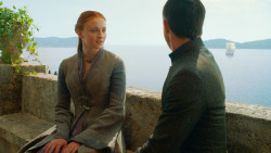 extant_GameOfThrones_3x04-KissedByFire_5383