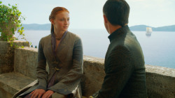 extant_GameOfThrones_3x04-KissedByFire_5384