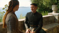 extant_GameOfThrones_3x04-KissedByFire_5387