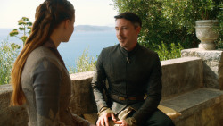 extant_GameOfThrones_3x04-KissedByFire_5388