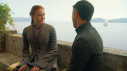 extant_GameOfThrones_3x04-KissedByFire_5393