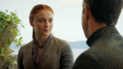 extant_GameOfThrones_3x04-KissedByFire_5403