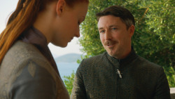 extant_GameOfThrones_3x04-KissedByFire_5406