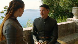 extant_GameOfThrones_3x04-KissedByFire_5434