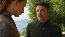 extant_GameOfThrones_3x04-KissedByFire_5444