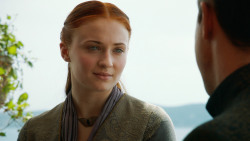 extant_GameOfThrones_3x04-KissedByFire_5489