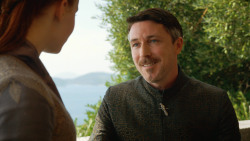 extant_GameOfThrones_3x04-KissedByFire_5531