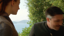 extant_GameOfThrones_3x04-KissedByFire_5534