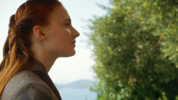 extant_GameOfThrones_3x04-KissedByFire_5537