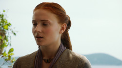 extant_GameOfThrones_3x04-KissedByFire_5540