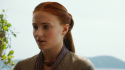extant_GameOfThrones_3x04-KissedByFire_5543