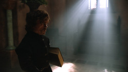 extant_GameOfThrones_3x04-KissedByFire_5552
