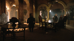 extant_GameOfThrones_3x04-KissedByFire_5567