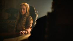 extant_GameOfThrones_3x04-KissedByFire_5602