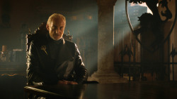 extant_GameOfThrones_3x04-KissedByFire_5616