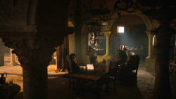 extant_GameOfThrones_3x04-KissedByFire_5642