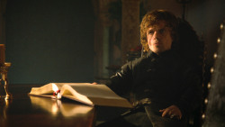 extant_GameOfThrones_3x04-KissedByFire_5654