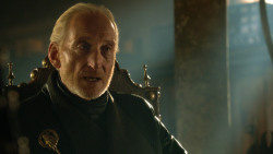 extant_GameOfThrones_3x04-KissedByFire_5667