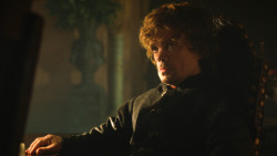extant_GameOfThrones_3x04-KissedByFire_5671