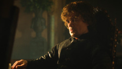 extant_GameOfThrones_3x04-KissedByFire_5673