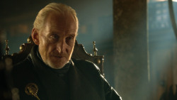 extant_GameOfThrones_3x04-KissedByFire_5676