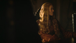extant_GameOfThrones_3x04-KissedByFire_5692