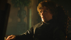 extant_GameOfThrones_3x04-KissedByFire_5717