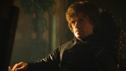 extant_GameOfThrones_3x04-KissedByFire_5725