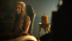 extant_GameOfThrones_3x04-KissedByFire_5729