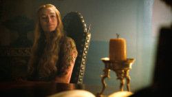 extant_GameOfThrones_3x04-KissedByFire_5752