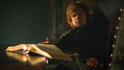 extant_GameOfThrones_3x04-KissedByFire_5759