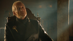 extant_GameOfThrones_3x04-KissedByFire_5766