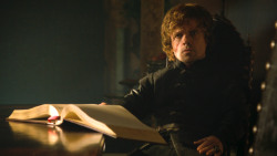 extant_GameOfThrones_3x04-KissedByFire_5769