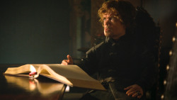 extant_GameOfThrones_3x04-KissedByFire_5783