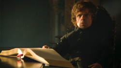 extant_GameOfThrones_3x04-KissedByFire_5812