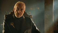 extant_GameOfThrones_3x04-KissedByFire_5817