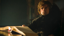 extant_GameOfThrones_3x04-KissedByFire_5821